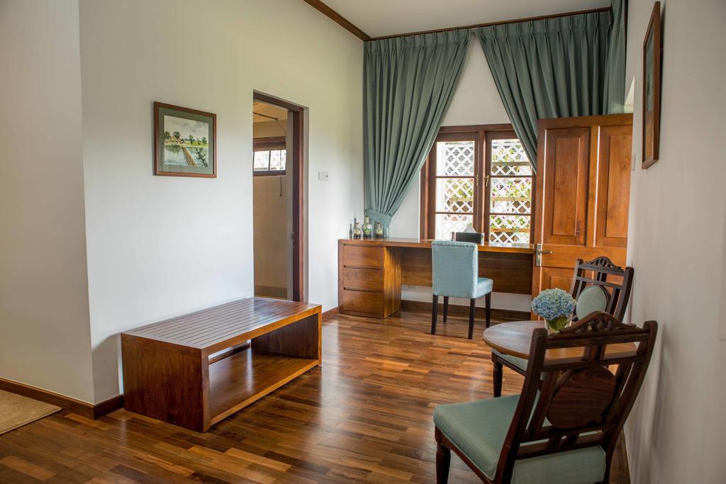 Stafford Bungalow Нувара-Элия Номер фото